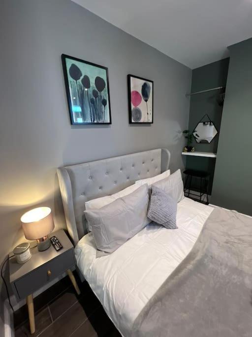 Peaceful & Stylish Brighton Studio Apartment Bagian luar foto